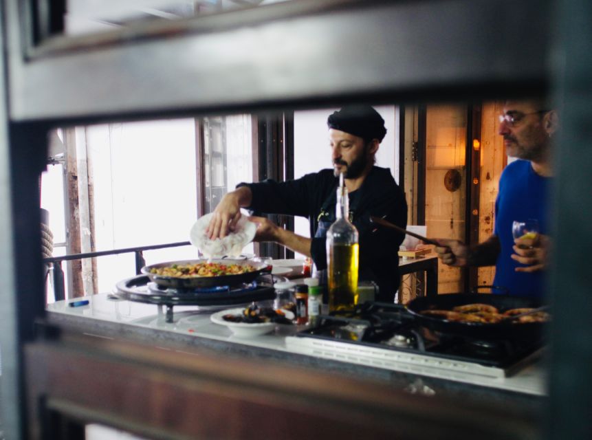 Barcelona: Catalan Paella Cooking Class - Finding the kitchen near Park Güell