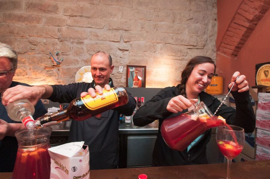 Barcelona: Paella Cooking Experience & Boqueria Market Tour - Eating the paella together
