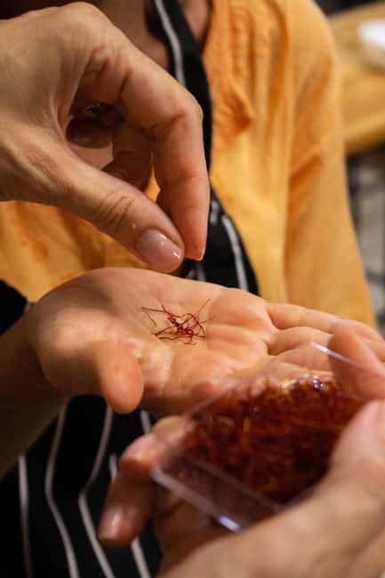 Barcelona: Seafood Paella Cooking Class & Boqueria market - Who should book this cooking class?