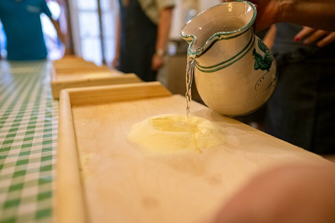 Bari Cooking Class: Traditional Focaccia & Orecchiette - Should you book it?