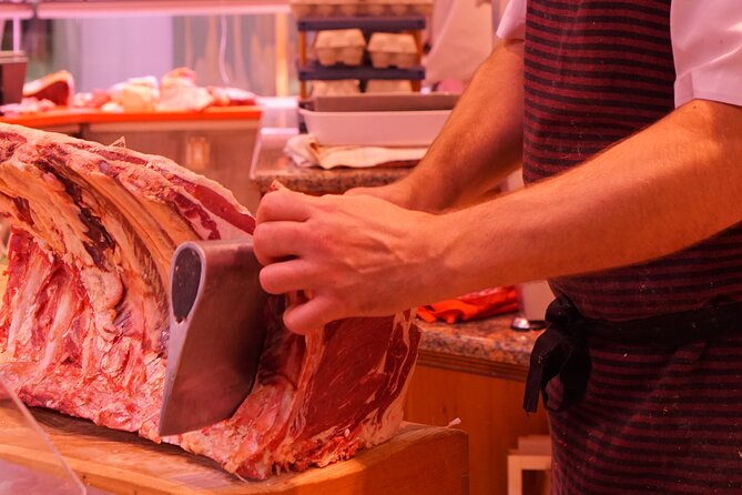 Basque Cooking Experience: Market Tour & Hands-On Class English - Mercado de La Bretxa: learn to shop like a local cook