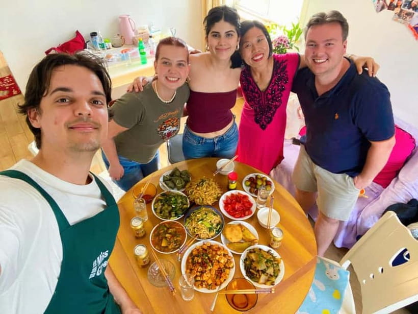 Beijing: Vegan Home Cooking & Local Market Tour with Sanxia - Key points at a glance
