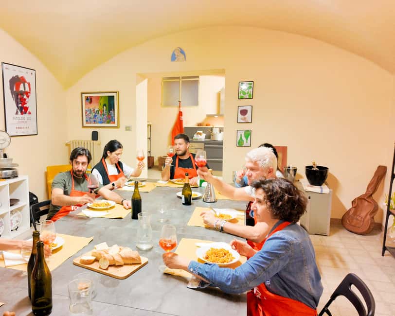 Bologna: Pasta Cooking Class, Ragu, Spritz, Wine & Gelato - The ragù is prepared before you arrive