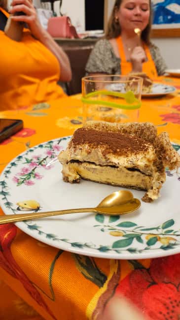 Bologna: Pasta Cooking Class, Ragu & Wine with Local Host - Vegetarian options and family suitability