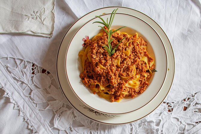 Bolognese Cooking Class with Margherita in the Historic Center - What makes the private format worthwhile