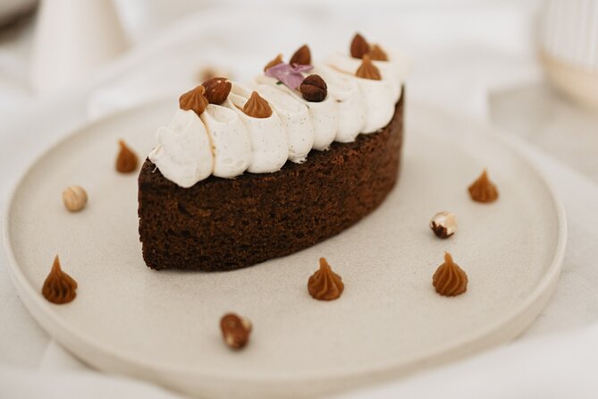 Bordeaux Private Baking Class : A Journey Into French Pastry - Who will enjoy this Bordeaux baking class?