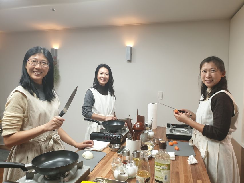 Busan: Small-Group Traditional Korean Food Cooking Class - A small class near Haeundae Beach