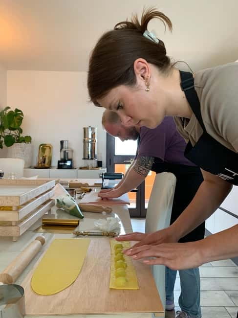 Cagliari: Pasta Cooking Class with 3-Course Dinner - A three-course meal made from your work