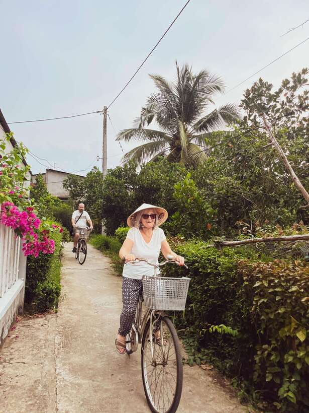 Cai Be Mekong Delta: Cooking Class, Cycling, Craft Villages - Leaving Ho Chi Minh City for Cai Be