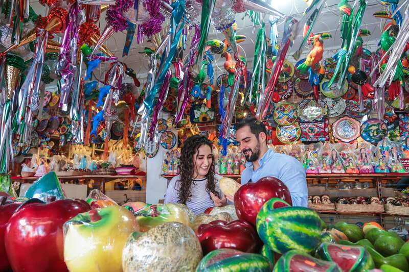 Cancún: Cooking Class and Optional Local Market Tour - Cooking in a long-running Mexican restaurant