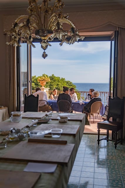 Catania: Cooking class set in a sea front historic villa - Key points to know before booking