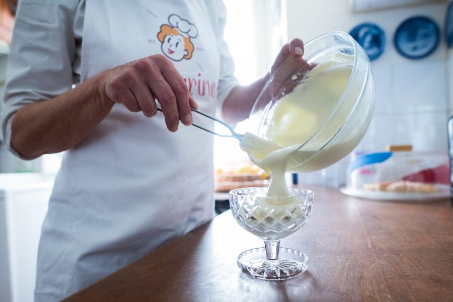 Catania: Pasta & Tiramisu Cooking Class at a Local's Home - Rolling sfoglia by hand