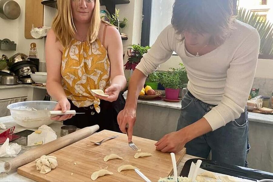 Catania: Pistachio Ravioli, Pasta Home Cooking Class w/ Wine - Key points to know before you book