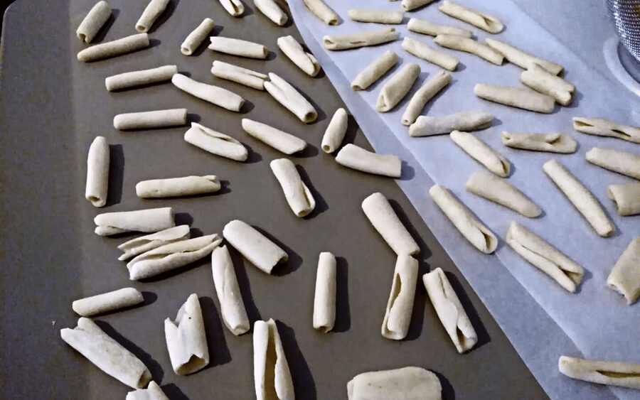 Catania: Pistachio Ravioli, Pasta Home Cooking Class w/ Wine - Who will enjoy this class most