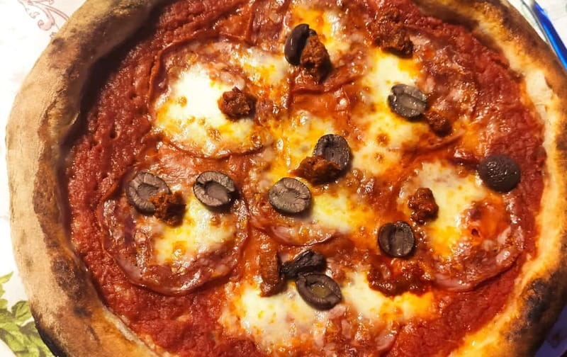 Catania: Pizza Cooking Class - Simona and the teaching style