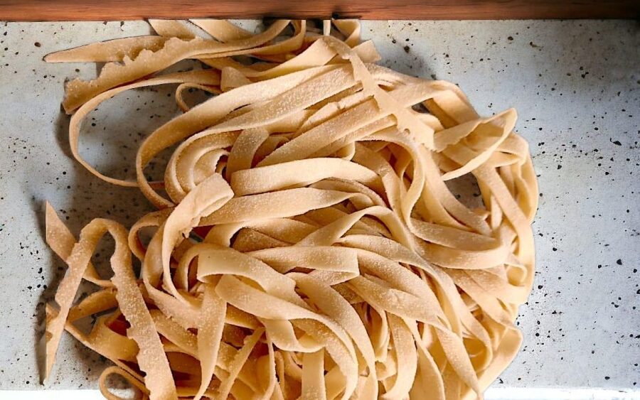 Certaldo: Typical Tuscan cooking class and convivial meal - Tuscan wines paired with the dishes