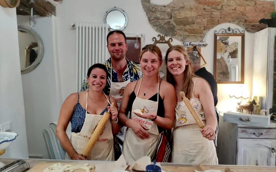 Certaldo: Typical Tuscan cooking class and convivial meal - From the kitchen to a shared Tuscan lunch