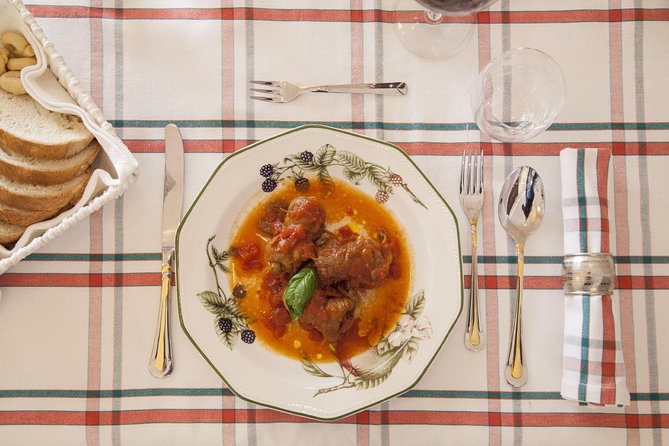 Cesarine: Market Tour & Home Cooking Class in Bari - Should you book this Bari cooking class?