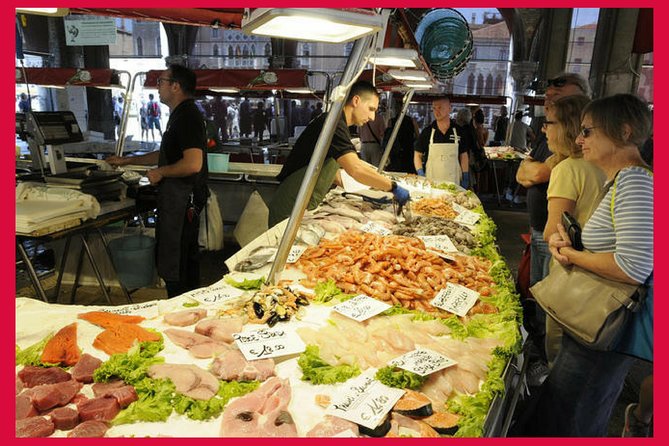 Cesarine: Market Tour & Home Cooking Class in Catania - The main strengths and weaknesses