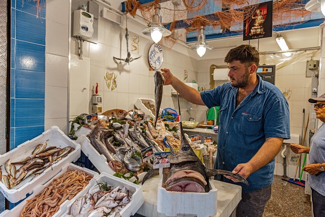 Cesarine: Small Group Market Tour & Cooking Class in Messina - A small-group class with room to take part