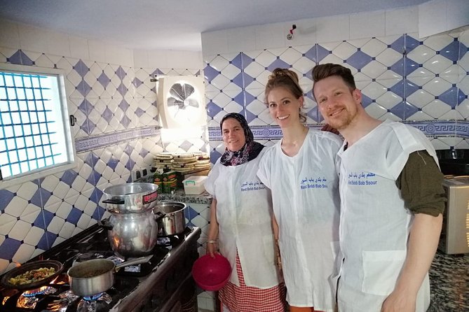 Chefchaouen Cooking Class - From shopping basket to working kitchen