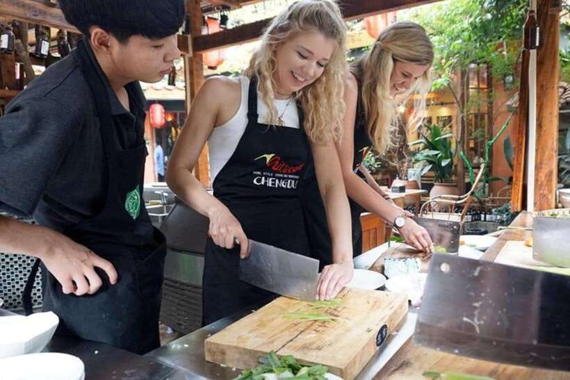 Chengdu: Cooking Class with Fresh Market Half Day Experience - Why this class helps you understand Chengdu food