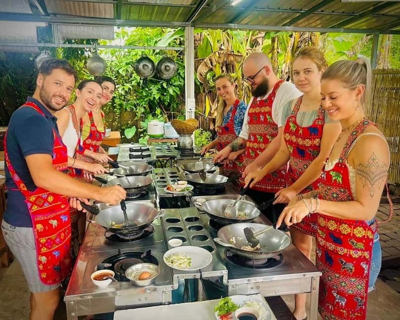 Chiang Mai: Cooking Class, Market & Thai Herbs Garden Tour - Who should take this class?