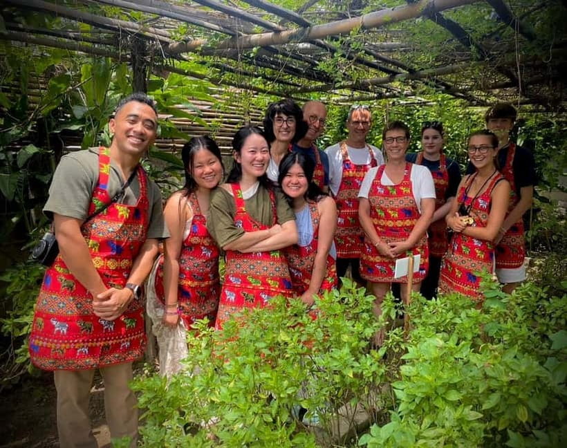 Chiang Mai: Cooking Class, Market & Thai Herbs Garden Tour - Why this Chiang Mai cooking class works so well