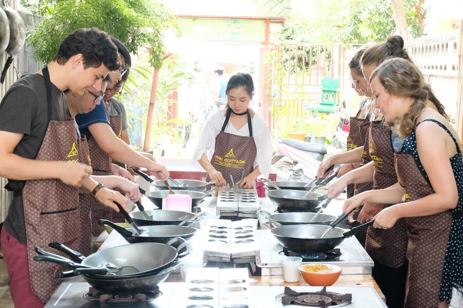 Chiang Mai: Cooking Class, Market & Thai Herbs Garden Tour - Choose a menu that matches your appetite