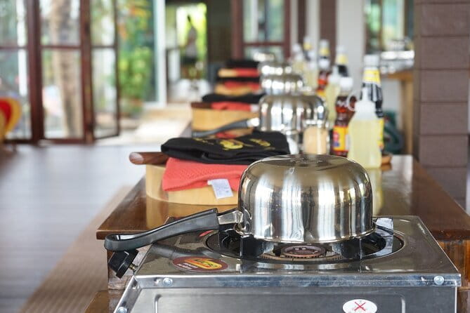 Chiang Mai Cooking Class - Siam Authentic Cooking Class - The market stop makes the menu feel real