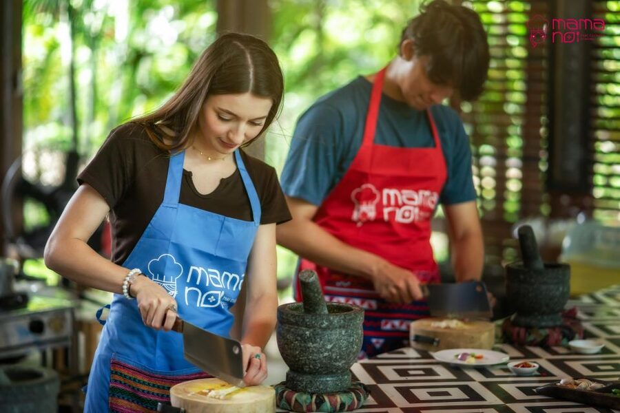 Chiang Mai: Cooking Class with Organic Farm at Mama Noi - The Recipe Book and Certificate