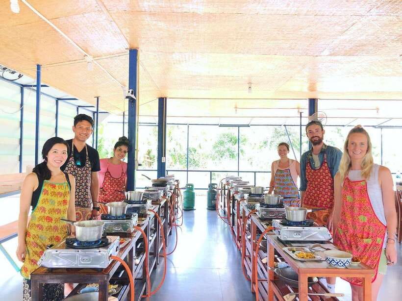 Chiang Mai Organic Thai Cooking Experience - Choosing five dishes from a wide Thai menu