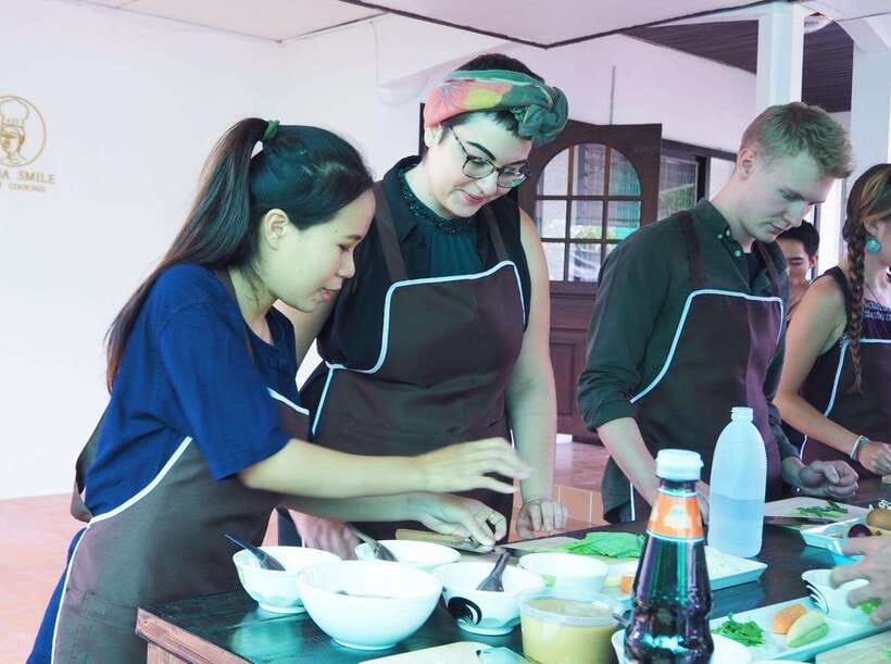 Chiang Mai: Thai Cooking and Market Tour with Lanna Smile - The meal you prepare and what you take home