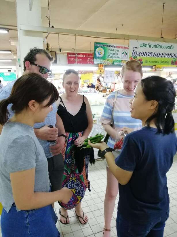 Chiang Mai: Thai Cooking and Market Tour with Lanna Smile - Morning or evening: which session fits better?