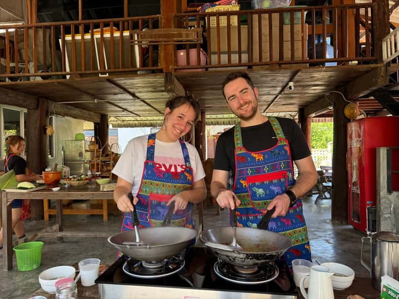 Chiang Mai : Thai Cooking in Farm with a Local Train Trip - Who will enjoy this half-day outing