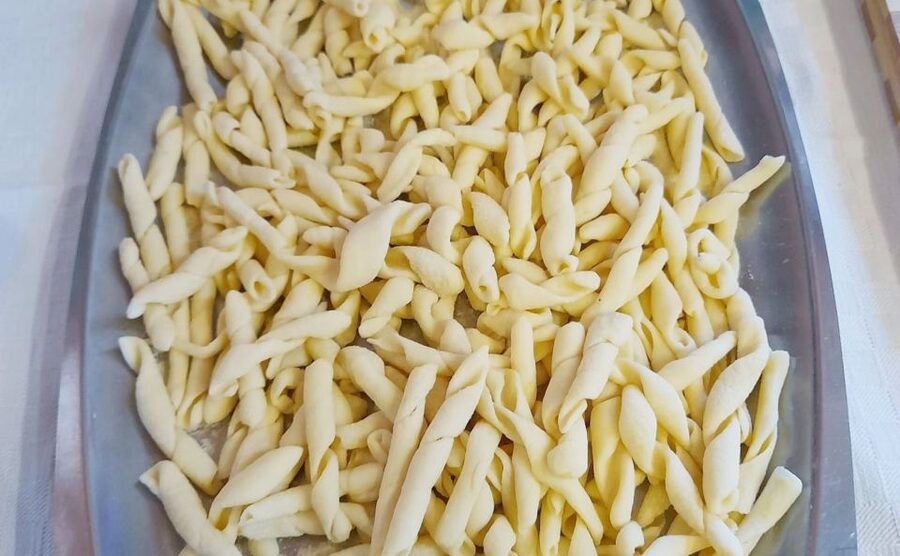 Chianti: Homemade Pasta Making Class and Lunch - Lunch outside with Chianti wine