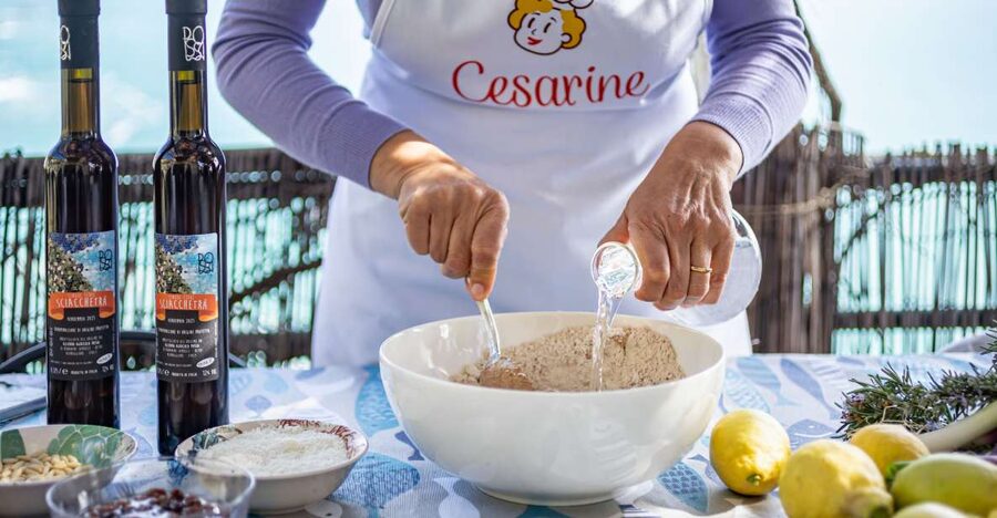 Cinque Terre: Gnocchi & Pesto cooking class with seaview - Eating what you made with local wine