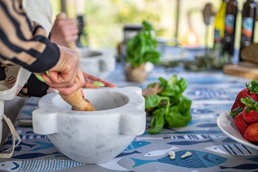 Cinque Terre: Gnocchi & Pesto cooking class with seaview - How the three hours are likely to unfold