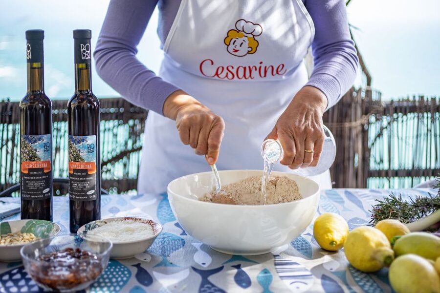 Cinque Terre: Gnocchi & Pesto cooking class with seaview - Practical advice for getting the most from it