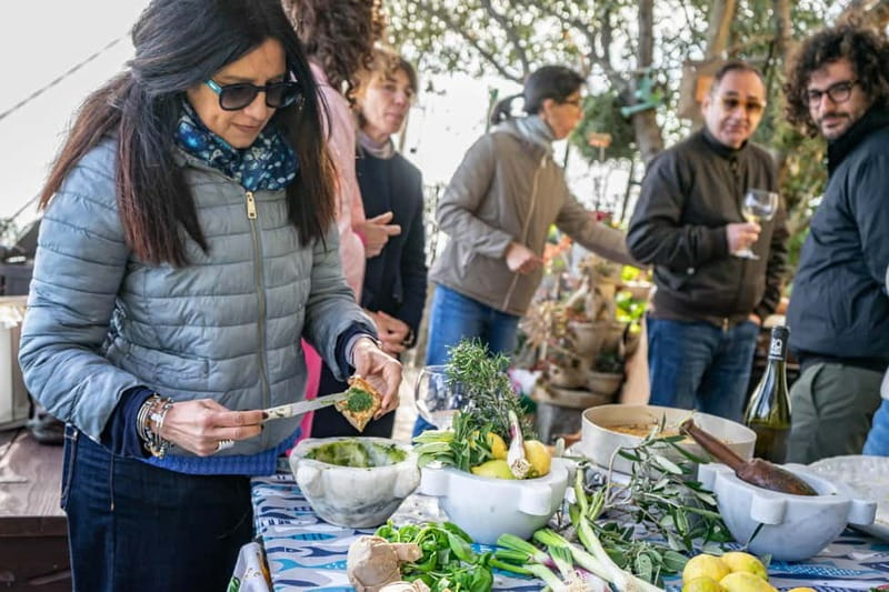 Cinque Terre: Pesto Cooking Class at a Local's Home - Why this pesto class feels different