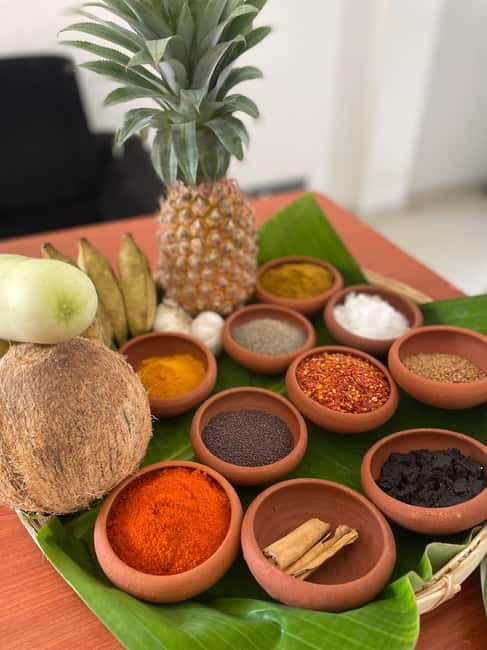 Colombo Cooking Experiance with Explore Market - The short ride to a Colombo family home