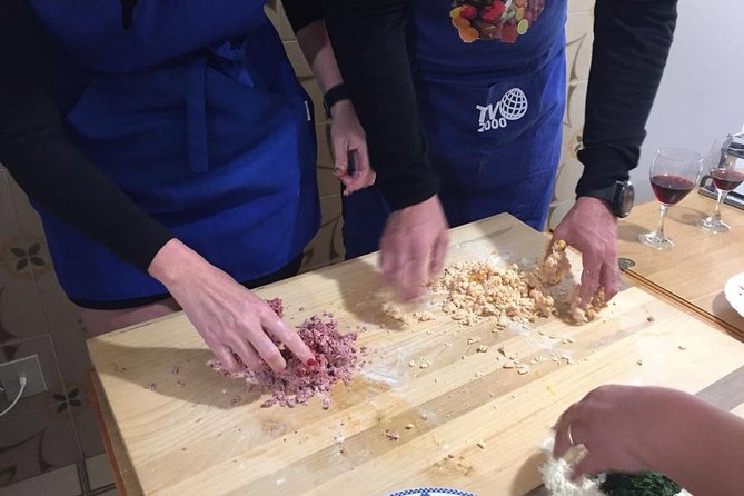 Colorful Pasta Tagliatelle and Ravioli Cooking Class near Arezzo - Key points to know before booking