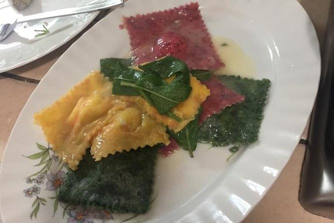 Colorful Pasta Tagliatelle and Ravioli Cooking Class near Arezzo - Sitting down to a three-course Tuscan meal