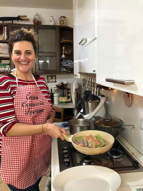 Colorful Tagliatelle and Ravioli Cooking Class near Arezzo - Who should book this class?