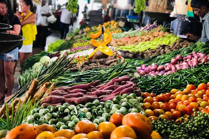 Cook with Wasantha - Starting in Unawatuna and heading toward Galle