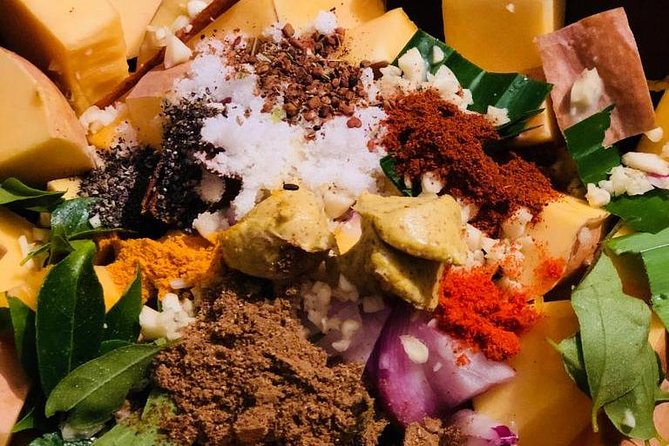 Cook with Wasantha - The fish market and the choice of tuna or chicken