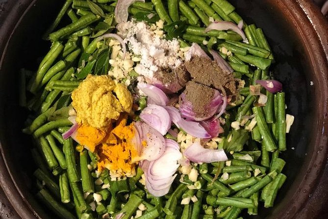 Cook with Wasantha - The Dutch Market: choosing food before cooking it