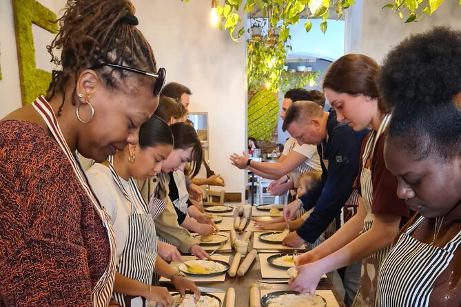 Cooking Class 2 Hour Spanish Steps - Fettucine and Tiramisù - A fast class with lively teaching
