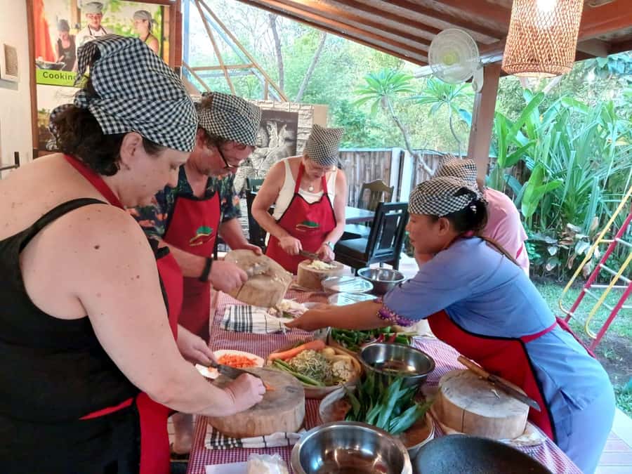 Cooking Class 3 Courses Balinese Dishes - A gentle start in the garden