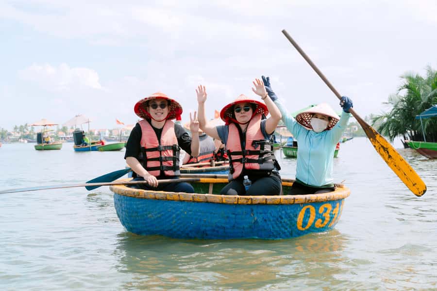 COOKING CLASS & BASKET BOAT - Who should book this tour?